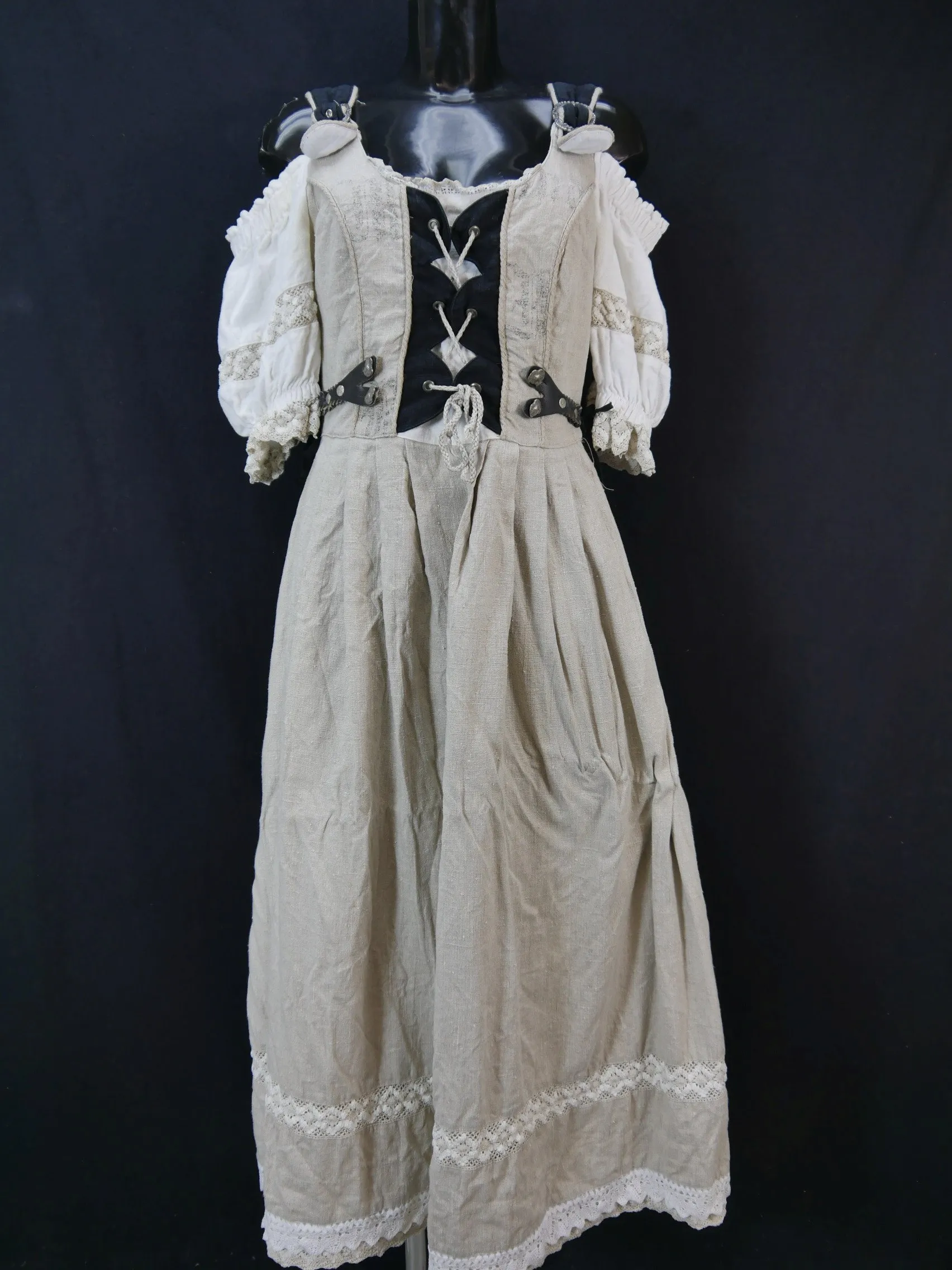 Country Line beige mit Borte herrlich süßes Landhaus Kleid Trachtenkleid Gr.38
