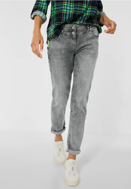Loose Fit Jeans
